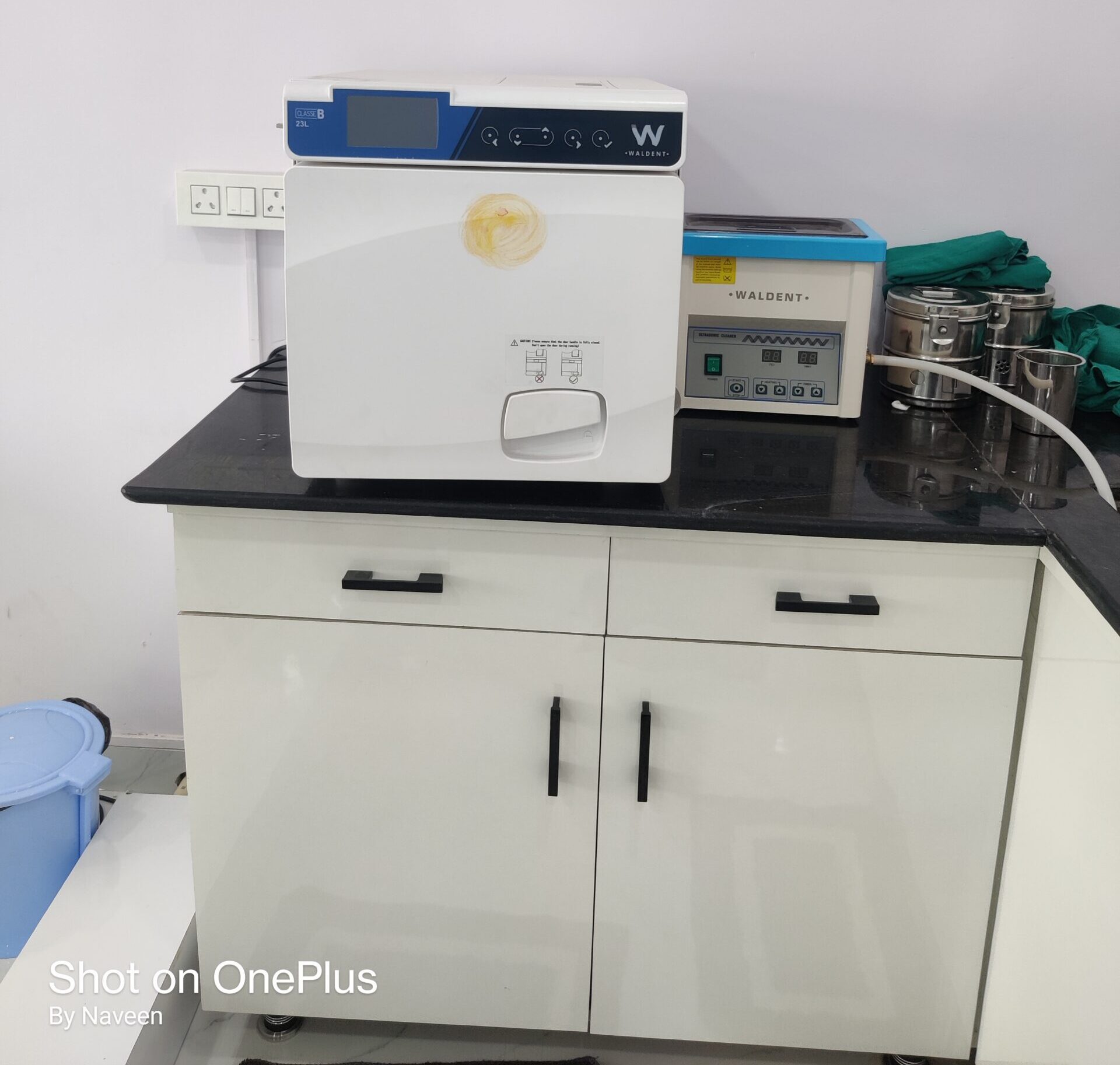Dental autoclave sterilisation equipment